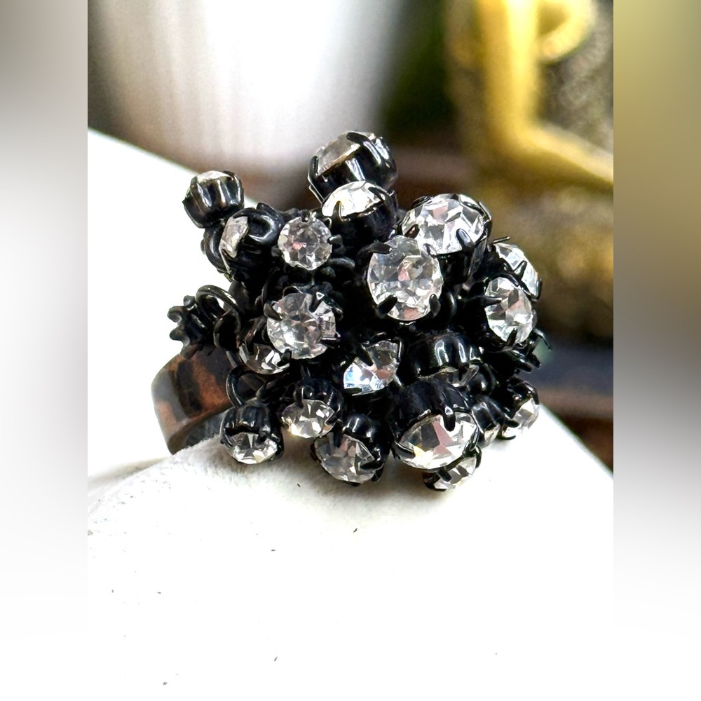 J.Crew Cluster Cocktail Ring Sz 7.5 Black Gunmetal Clear Crystal Statement